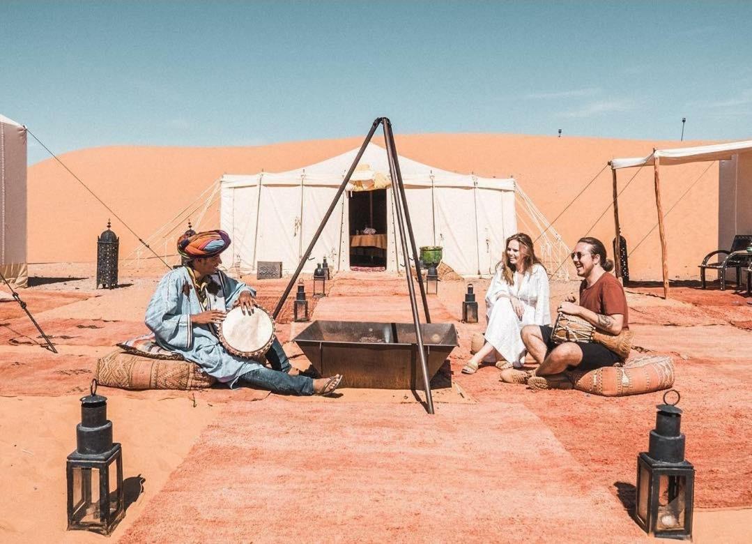 Sahara Luxury Tented Camp 梅尔祖卡 外观 照片