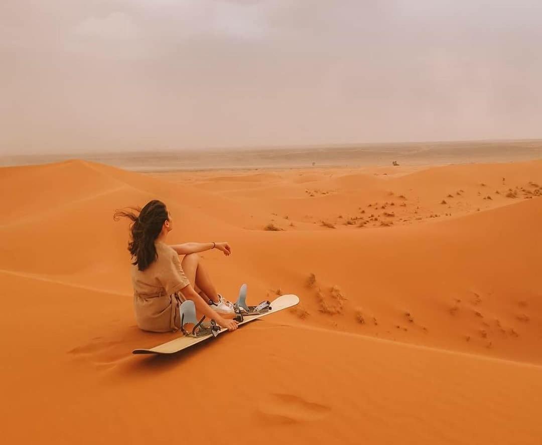 Sahara Luxury Tented Camp 梅尔祖卡 外观 照片